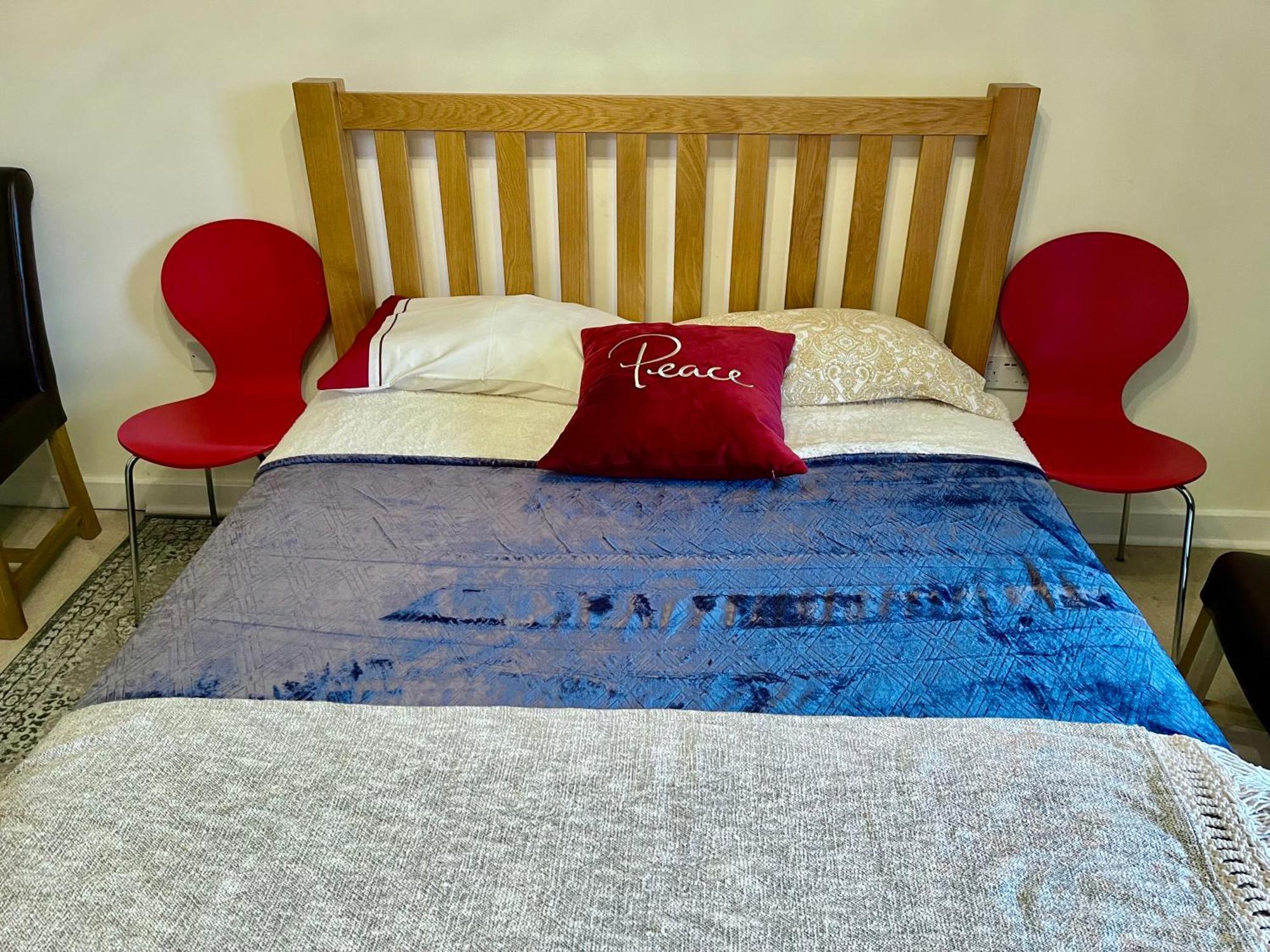 Luxury 2 Bedroom Apartment- Lake View - Free Parking - Wembley Stadium 5Km Londen Buitenkant foto